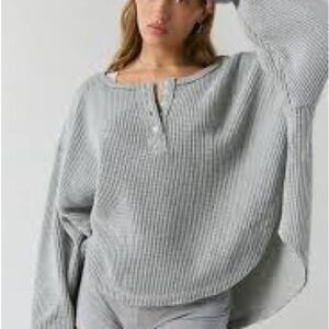 Urban Outfitters Gray Long Sleeve Top